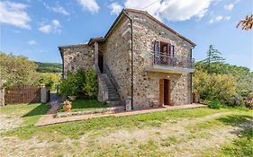Cozy Home In Massa Marittima Gr With Kitchen