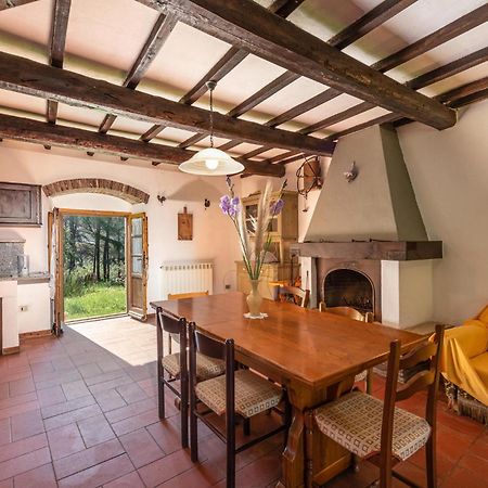 Cozy Home In Massa Marittima Gr With Kitchen Esterno foto