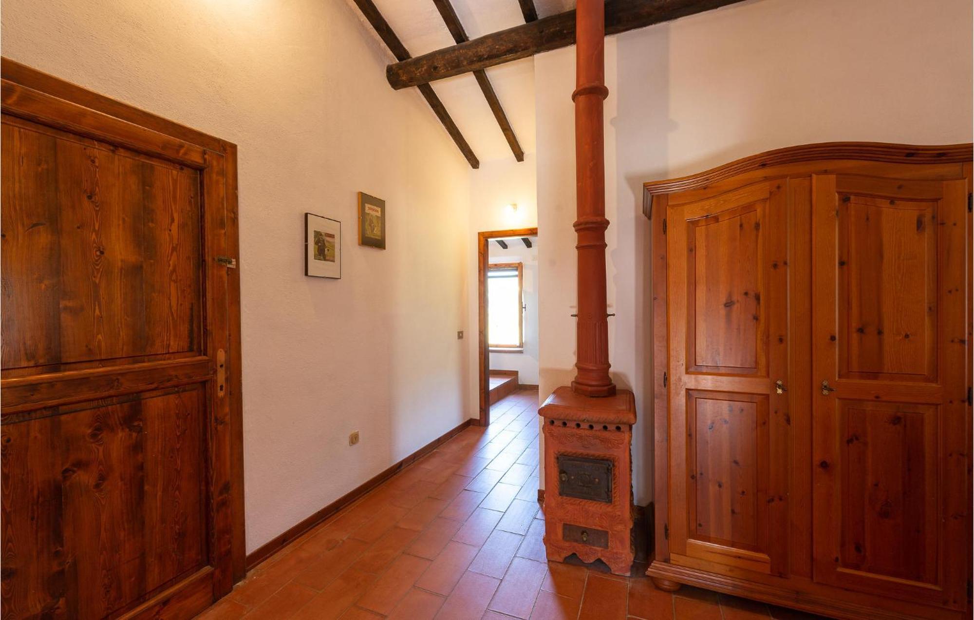 Cozy Home In Massa Marittima Gr With Kitchen Esterno foto