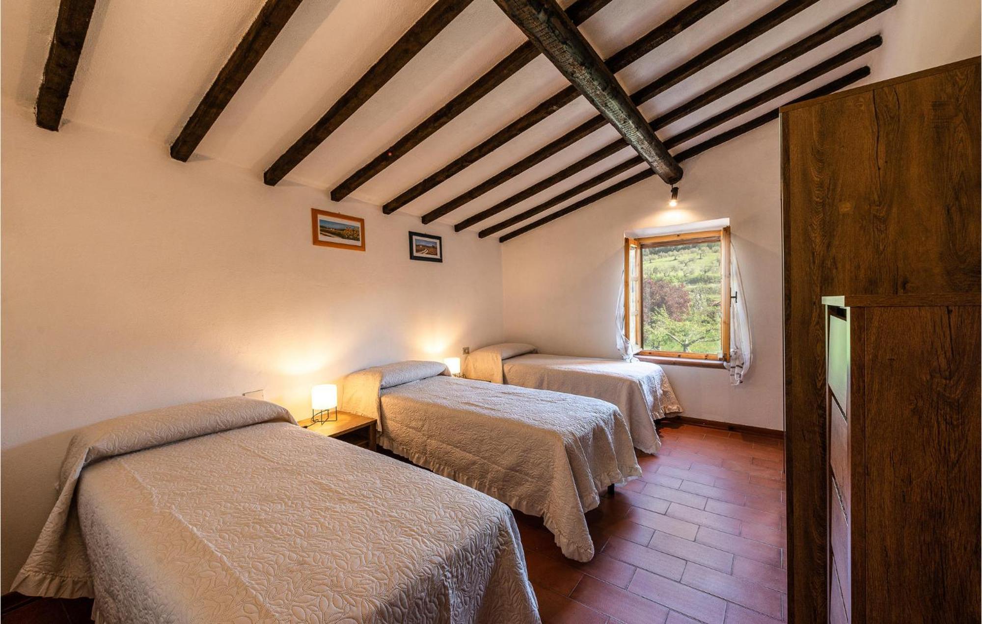 Cozy Home In Massa Marittima Gr With Kitchen Esterno foto