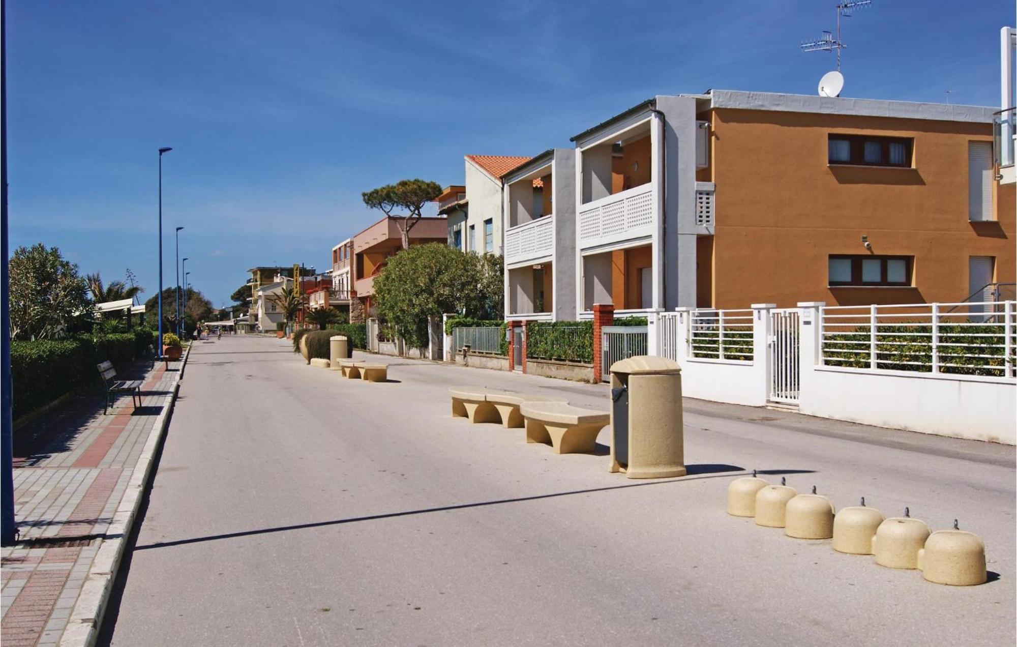 Cozy Home In Massa Marittima Gr With Kitchen Esterno foto
