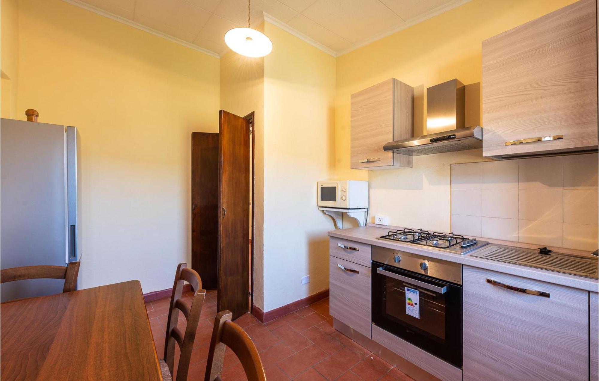 Cozy Home In Massa Marittima Gr With Kitchen Esterno foto