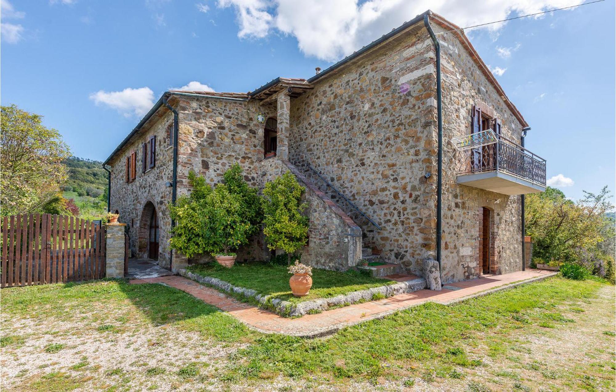 Cozy Home In Massa Marittima Gr With Kitchen Esterno foto