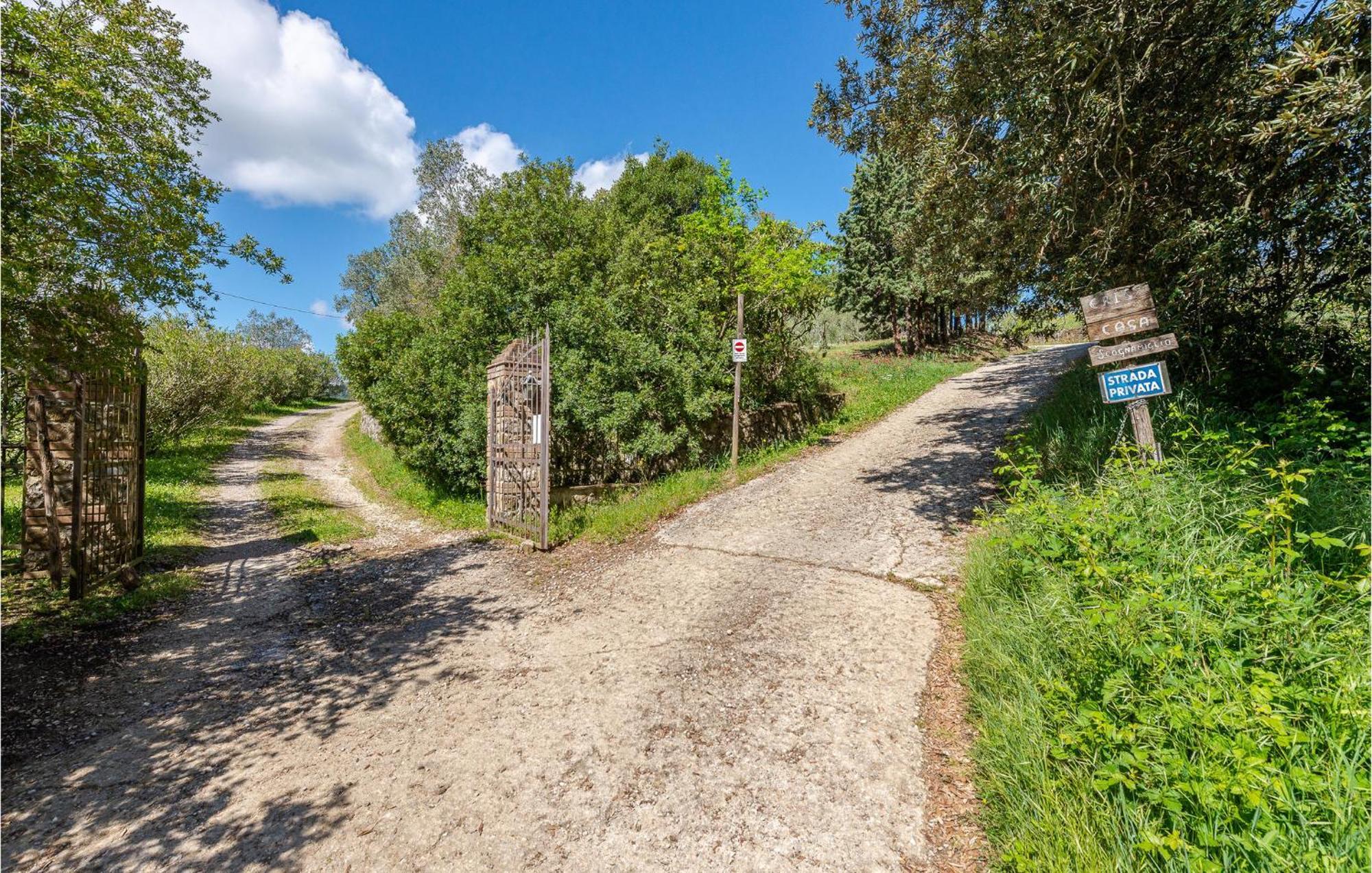 Cozy Home In Massa Marittima Gr With Kitchen Esterno foto